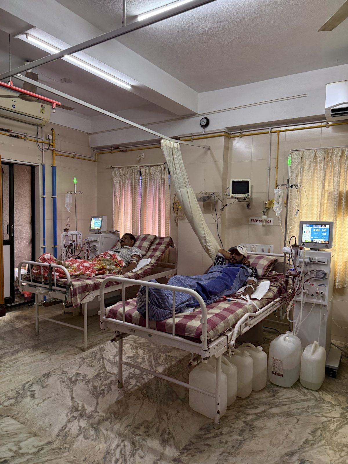 Haemodialysis session at Mangala Hospital