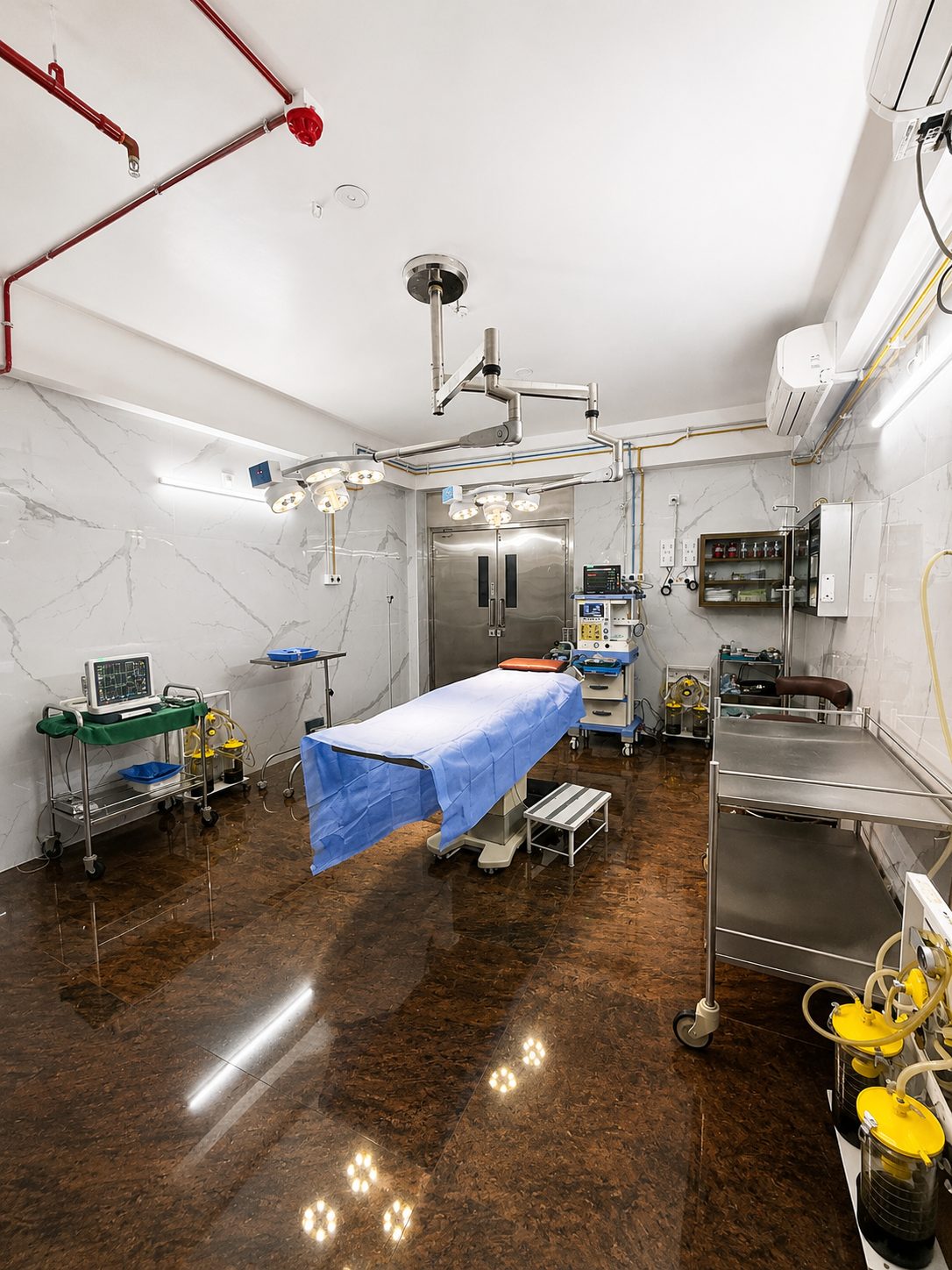 Labour theatre equipment