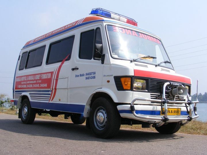 Mangala Hospital Mobile ICU ambulance supporting monitored neonatal transfers